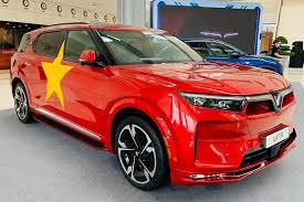 Thuê xe điện VinFast VF9