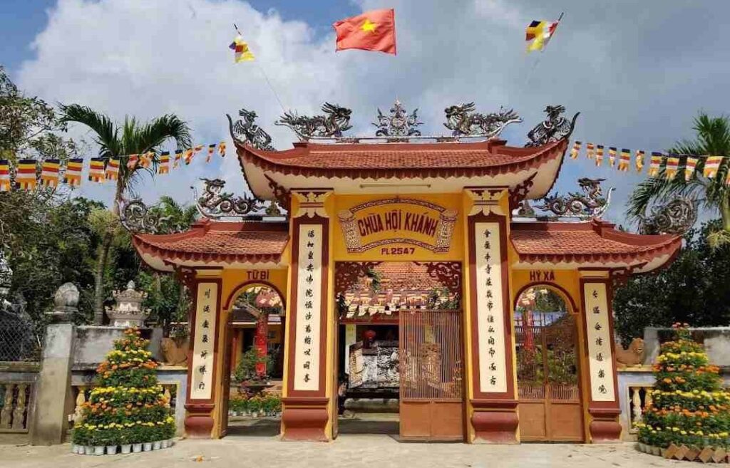 Các Cảnh Chùa Tại Bình Dương